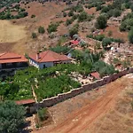 Pontinos Old House Míloi