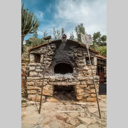 Βίλα Pontinos Old House