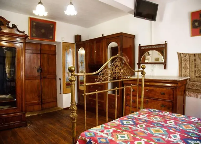 Pontinos Old House * Míloi