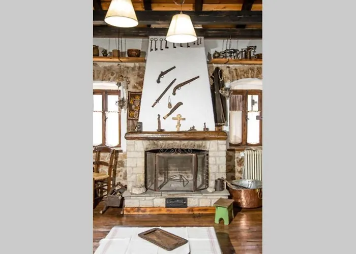 Pontinos Old House Míloi