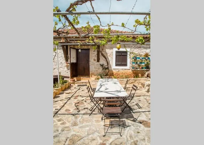 Pontinos Old House *