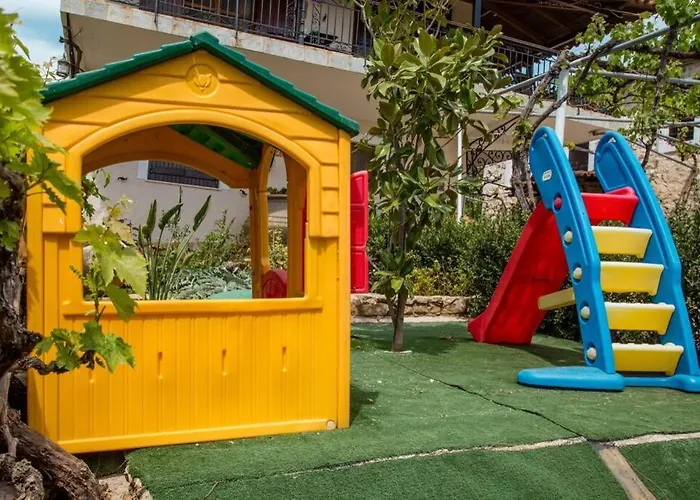 Pontinos Old House Míloi